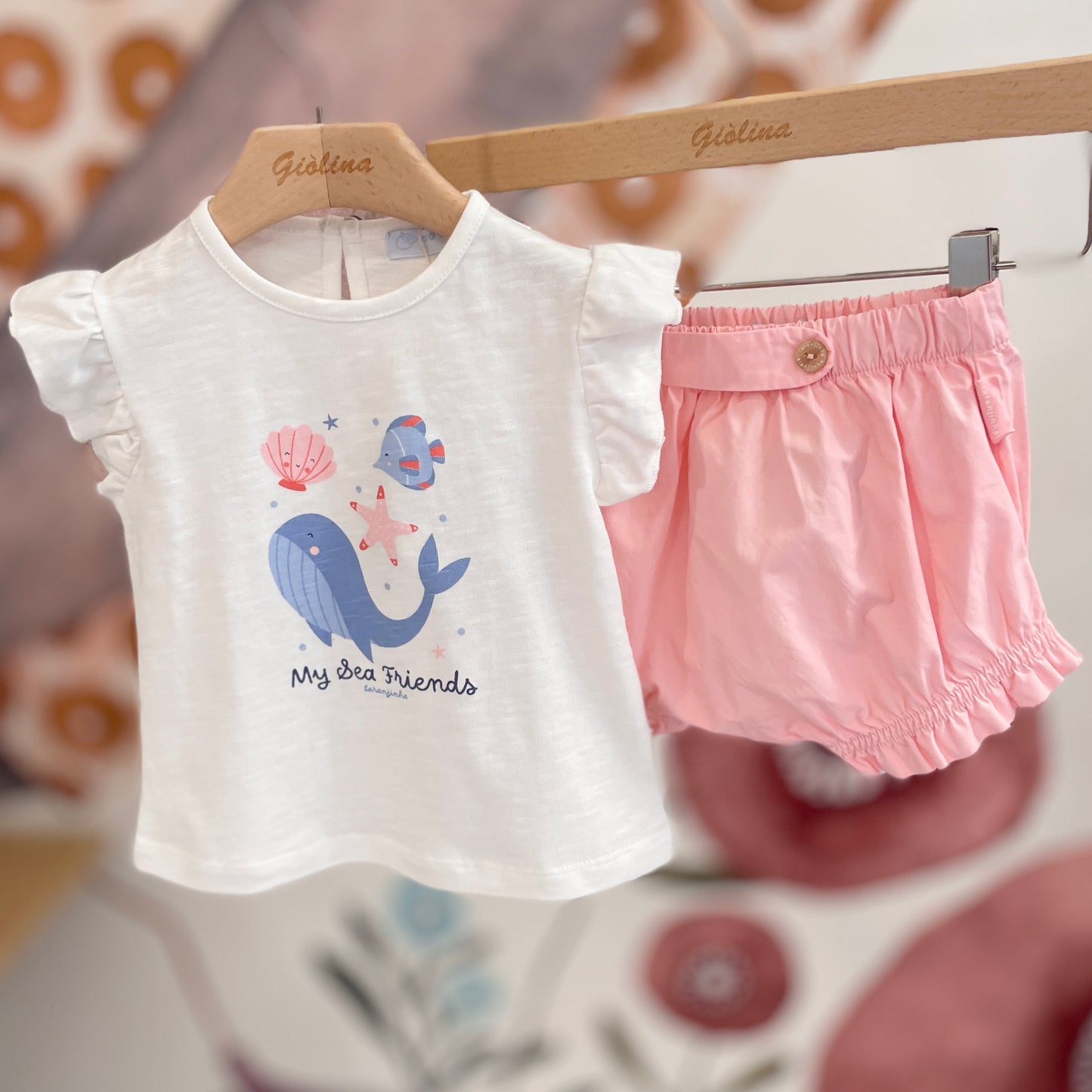 Completo T-shirt balena con bloomer rosa