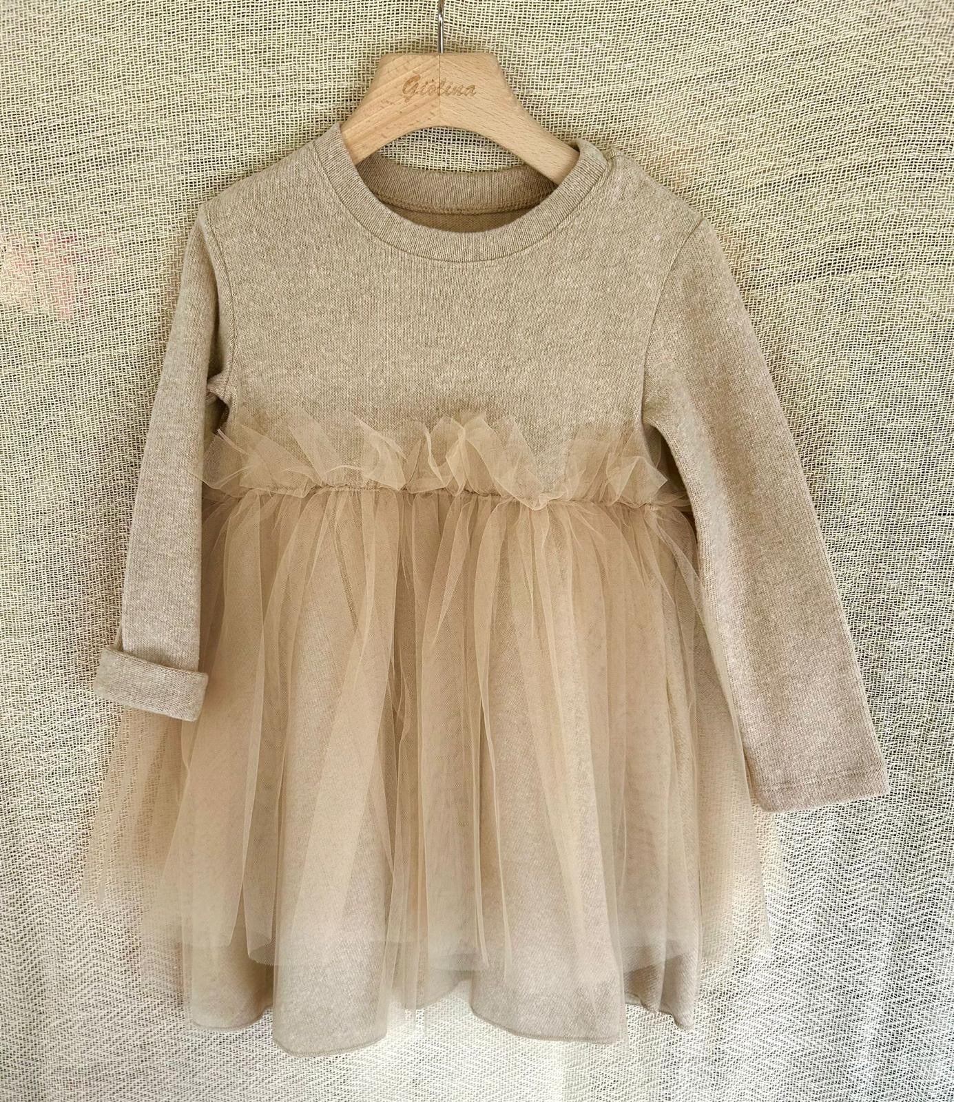 Abito con gonna in tulle