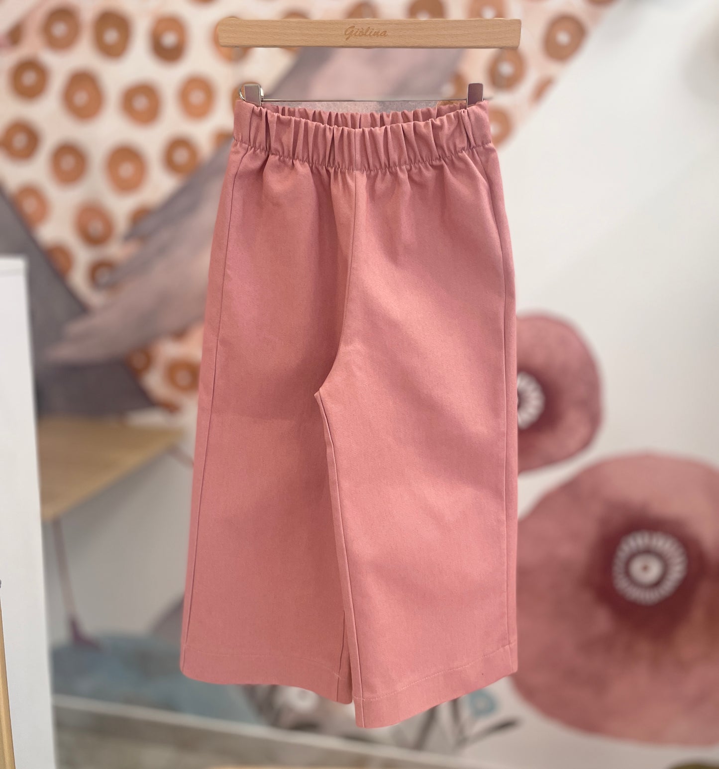 Gilet tricot fiore con pantalone palazzo Denim rosa