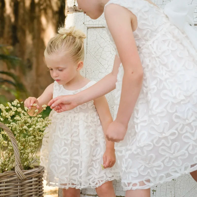 Abito in tulle ricamato