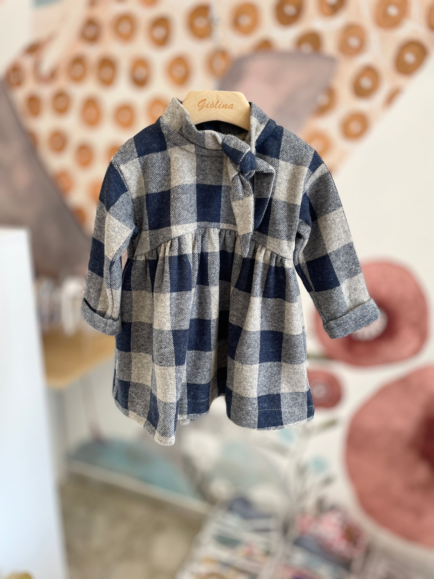 Abito check blu e taupe