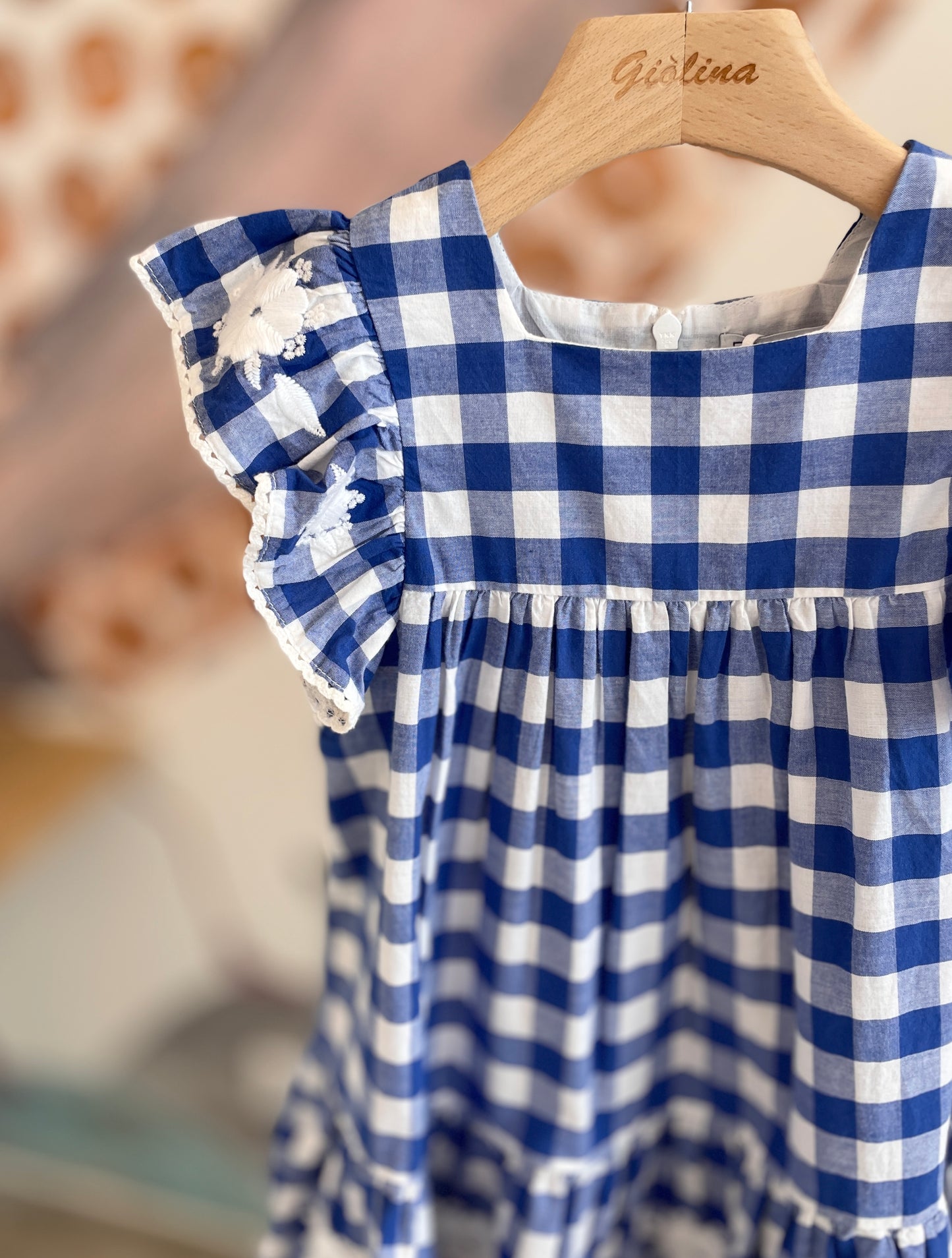 Abito vichy bluette smanicato in cotone ricamato