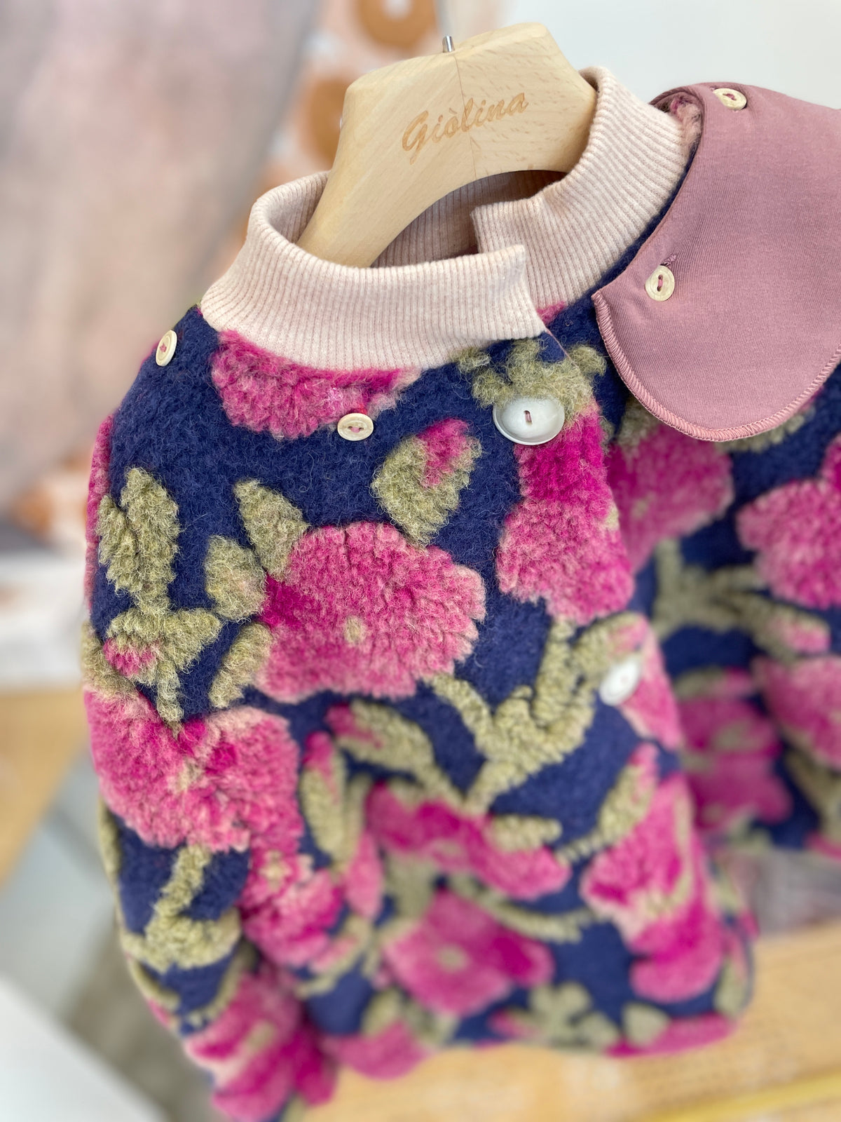 Giacca in lana stampa rose