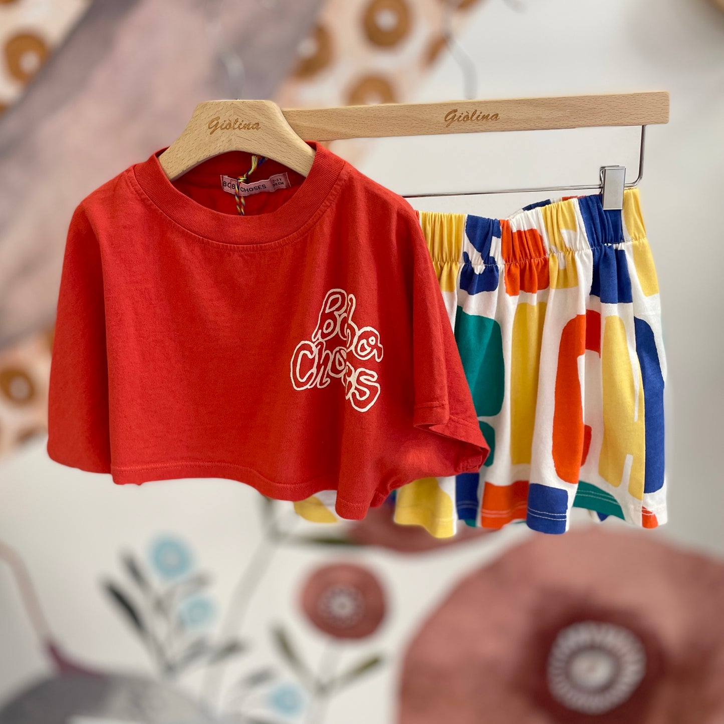 T-shirt crop e gonna fantasia Bobo