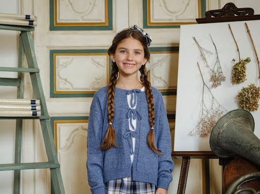 Cardigan con fiocchetti con maglia a costine e pantagonna in velluto beige