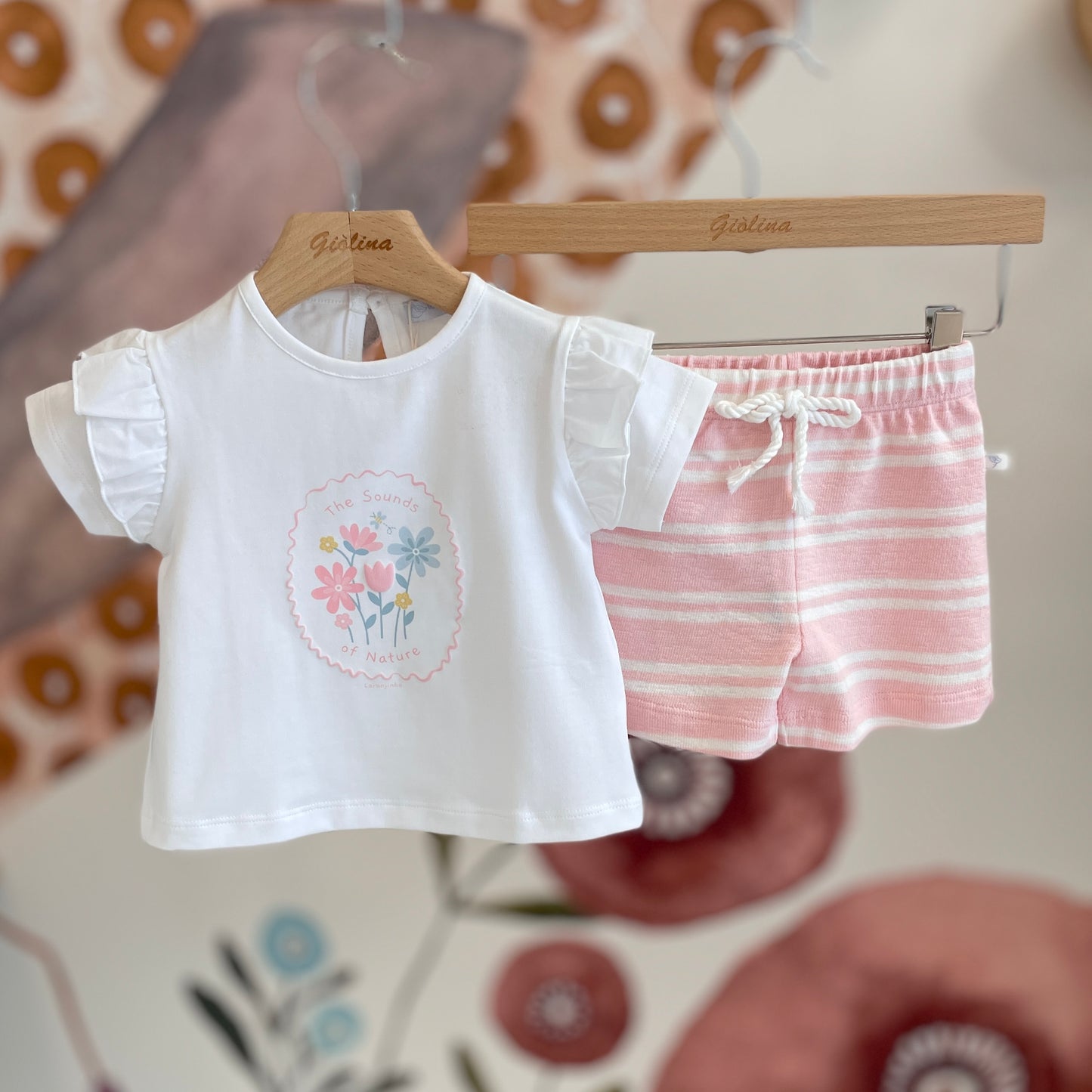 Mix&Match Abito riga rosa, T-shirt baby stampa fiorellini o top rigata con fiocchi retro + shorts