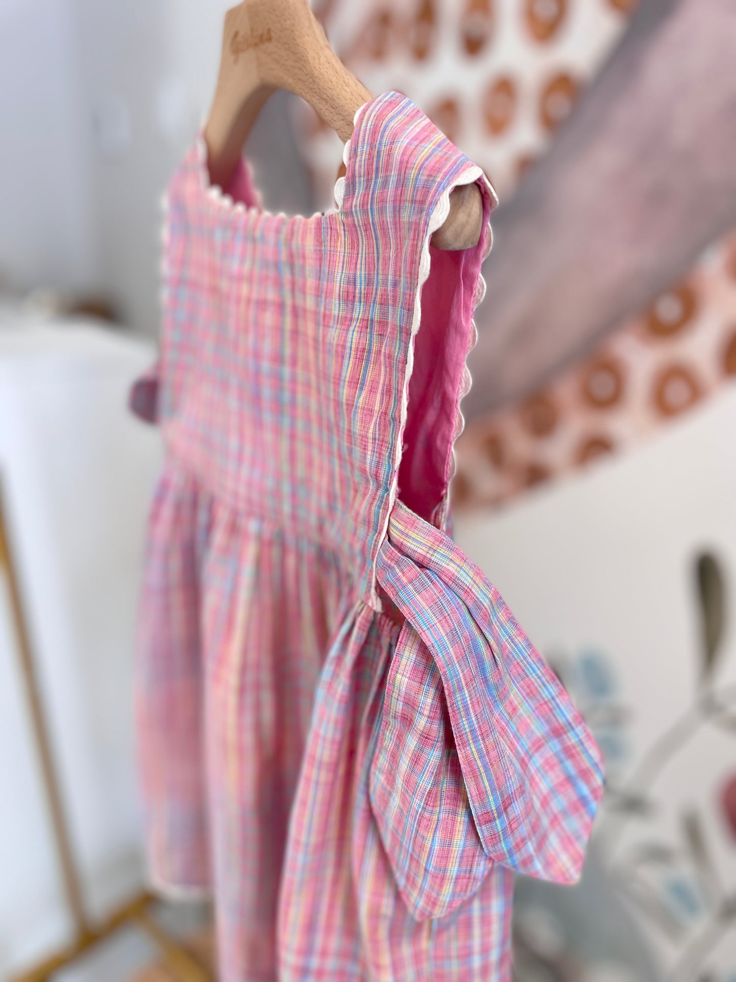 Abito madras con apertura laterale