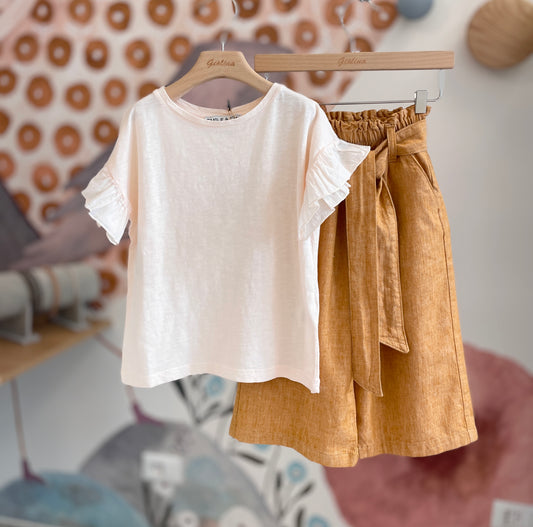 T-shirt con manica volant crema