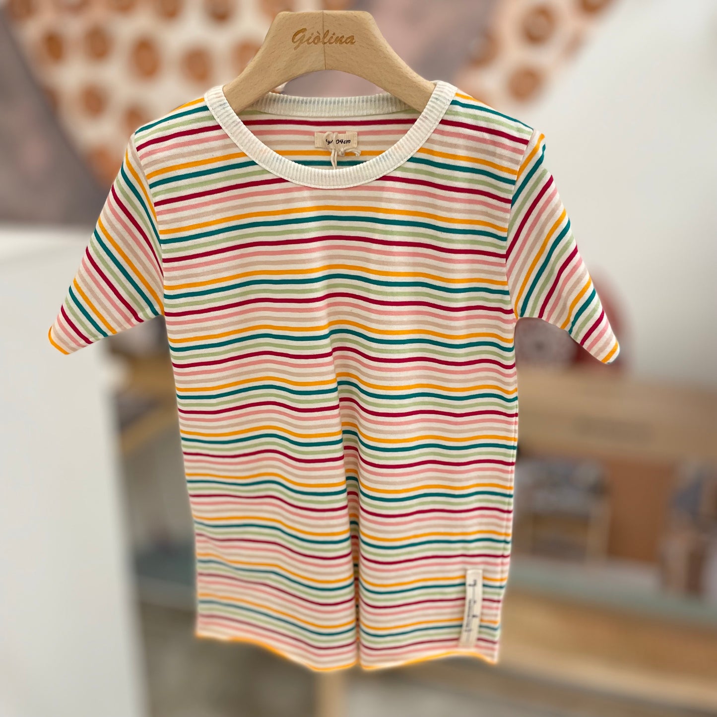 Completo in felpa e t-shirt multicolor