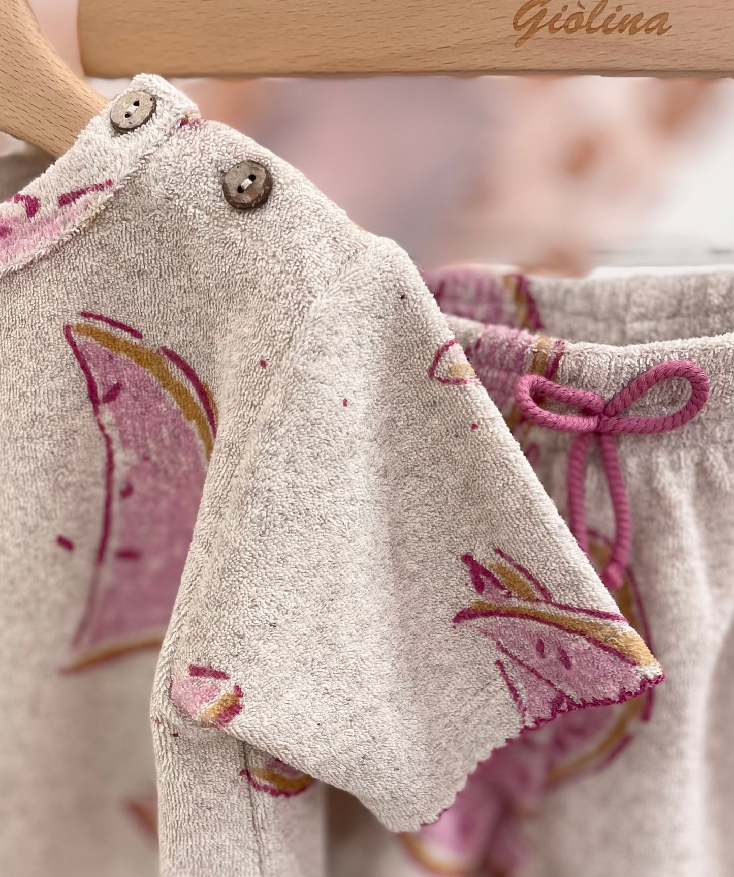 Completo in spugna t-shirt anguria con shorts