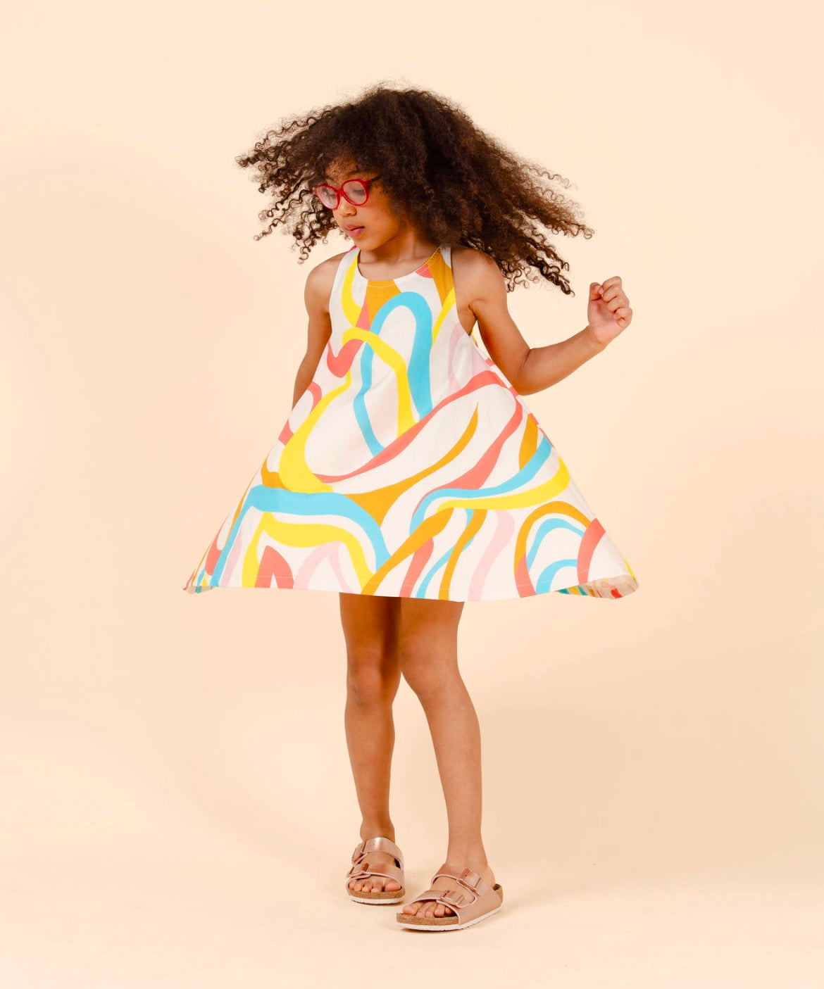 Abito stampato e crop top stampata con shorts limone