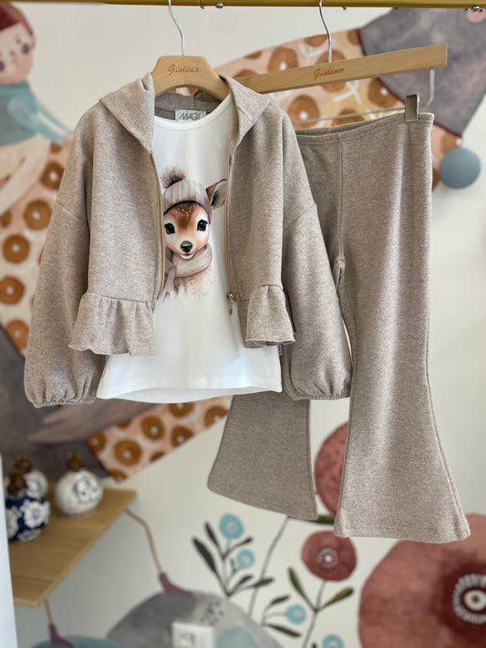 Felpina con balza in cotocashmere con leggings a zampa e t-shirt stampa cerbiatto