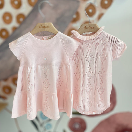 Abito in cotone e Pagliaccetto ricamato soft pink