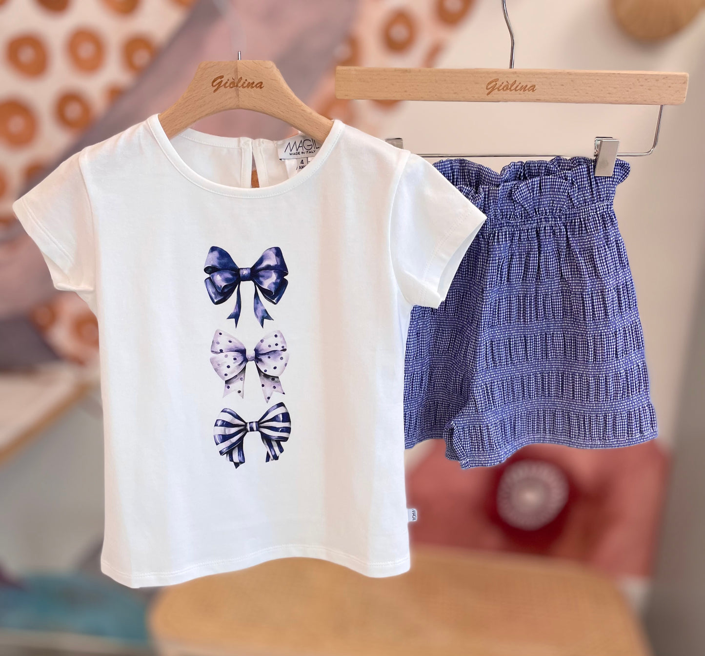 T-shirt fiocchi con shorts vichy
