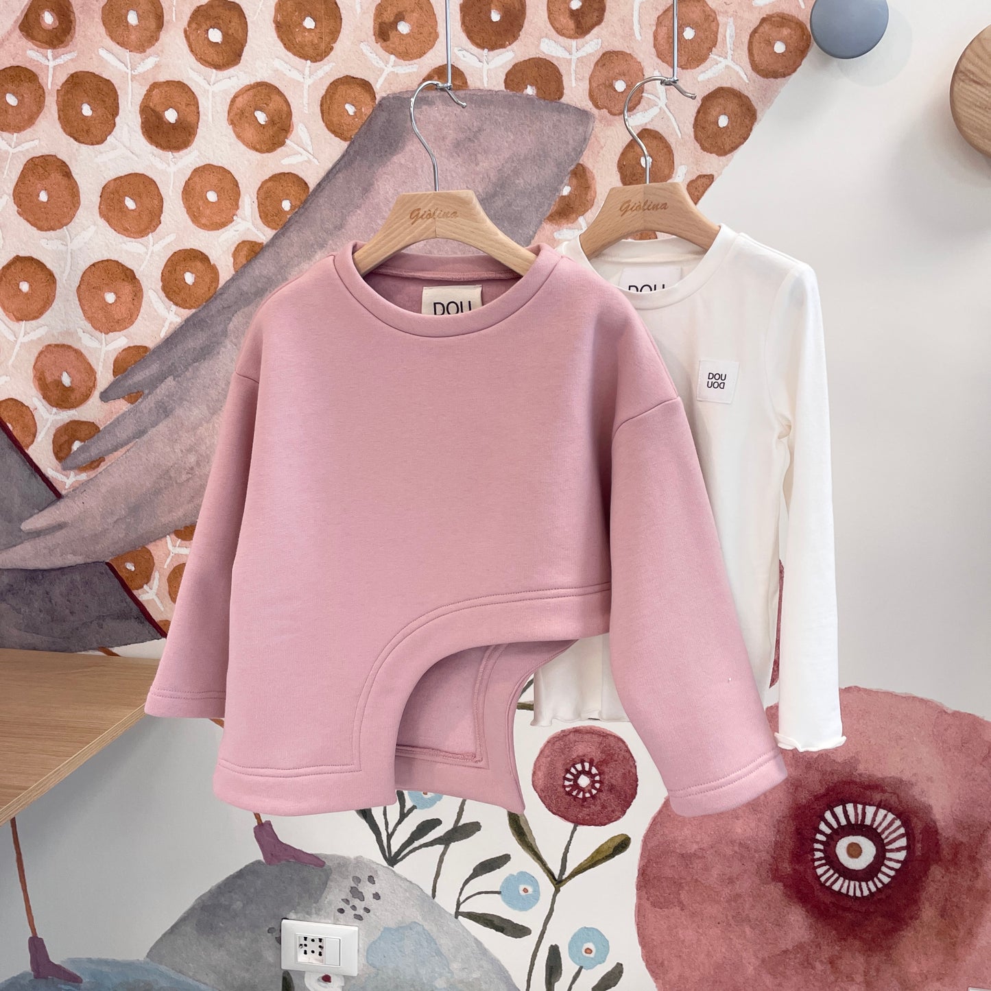 Completo felpa e gonna rosa bubble con t-shirt
