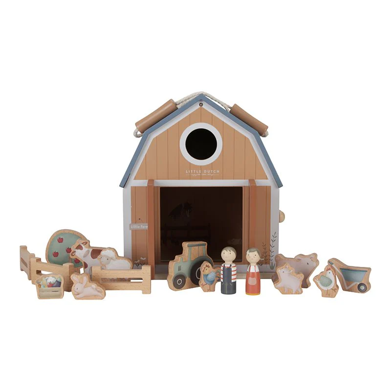 Fattoria con personaggi in legno