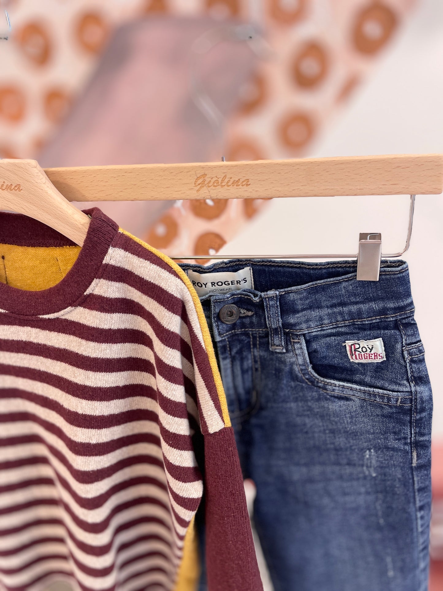 Maglia cotone caldo rigata con jeans Roy Rogers strappi