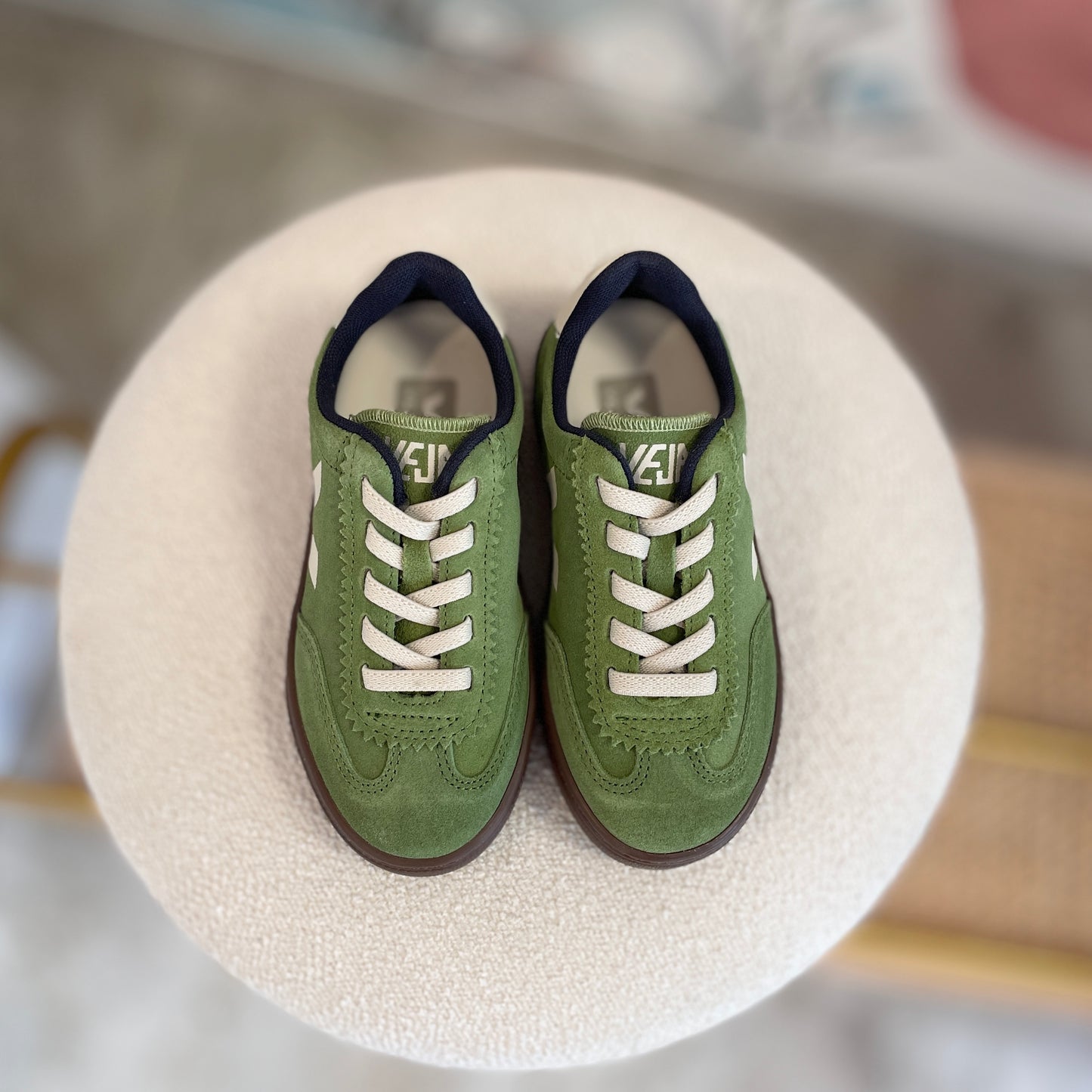 Sneakers veja kiwi senza lacci
