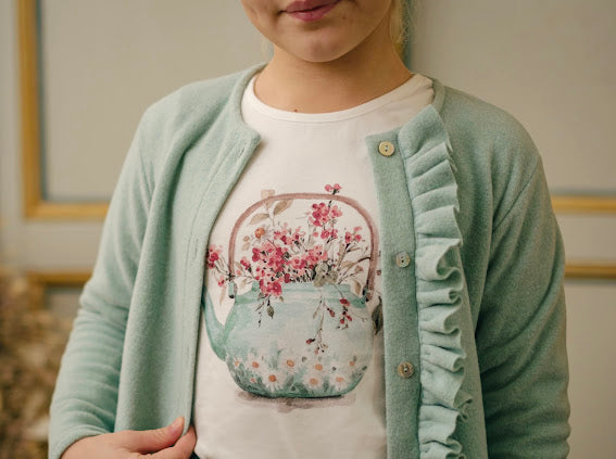 Cardigan rouches con t-shirt stampata e bermuda in velluto