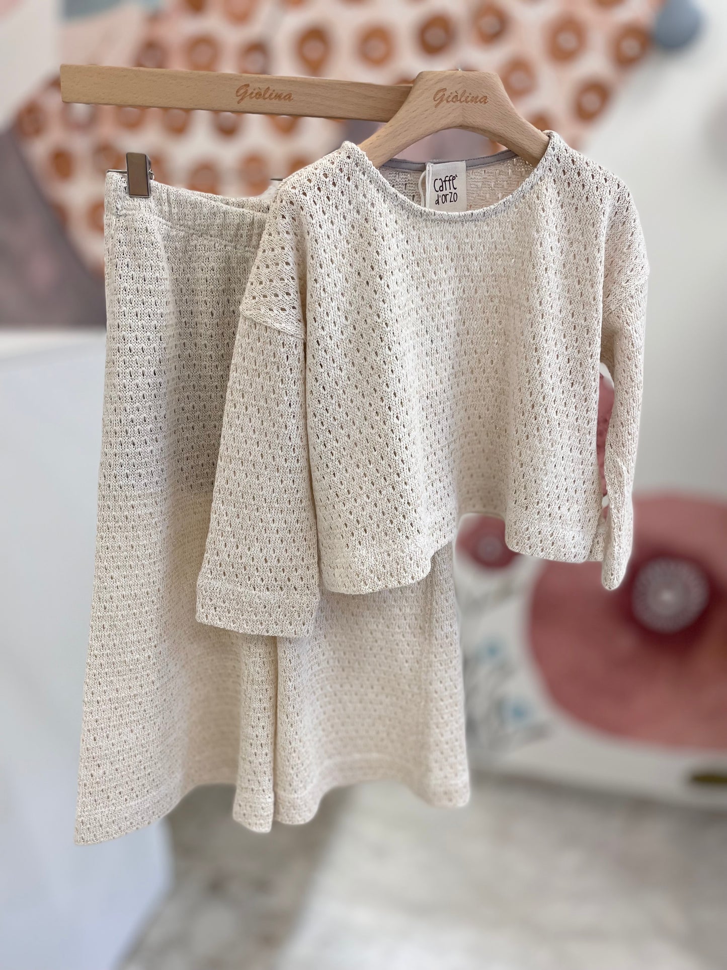 Completo filo lurex con blusa fiorellini