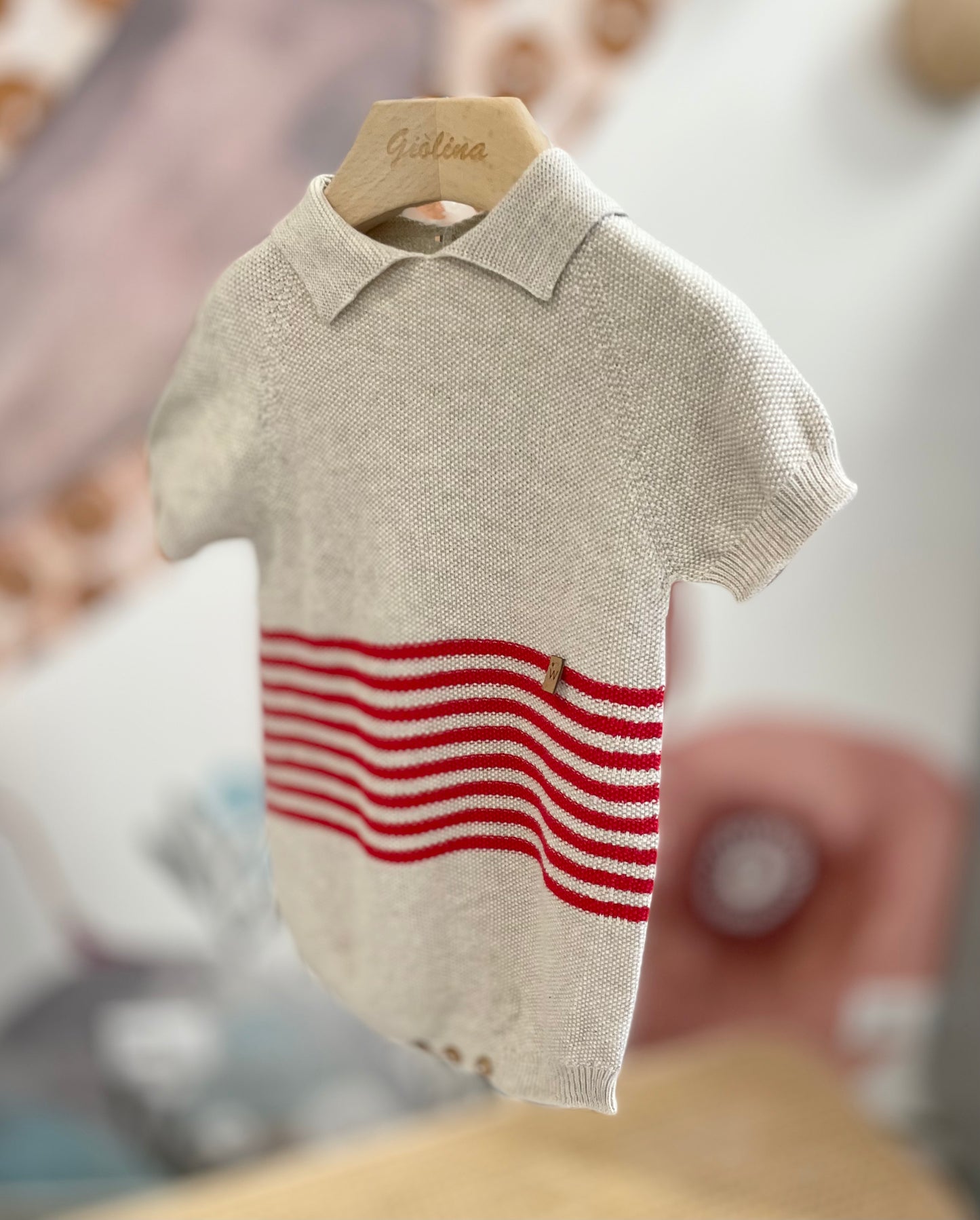 Pagliccetto con colletto e tricot con bermuda beige