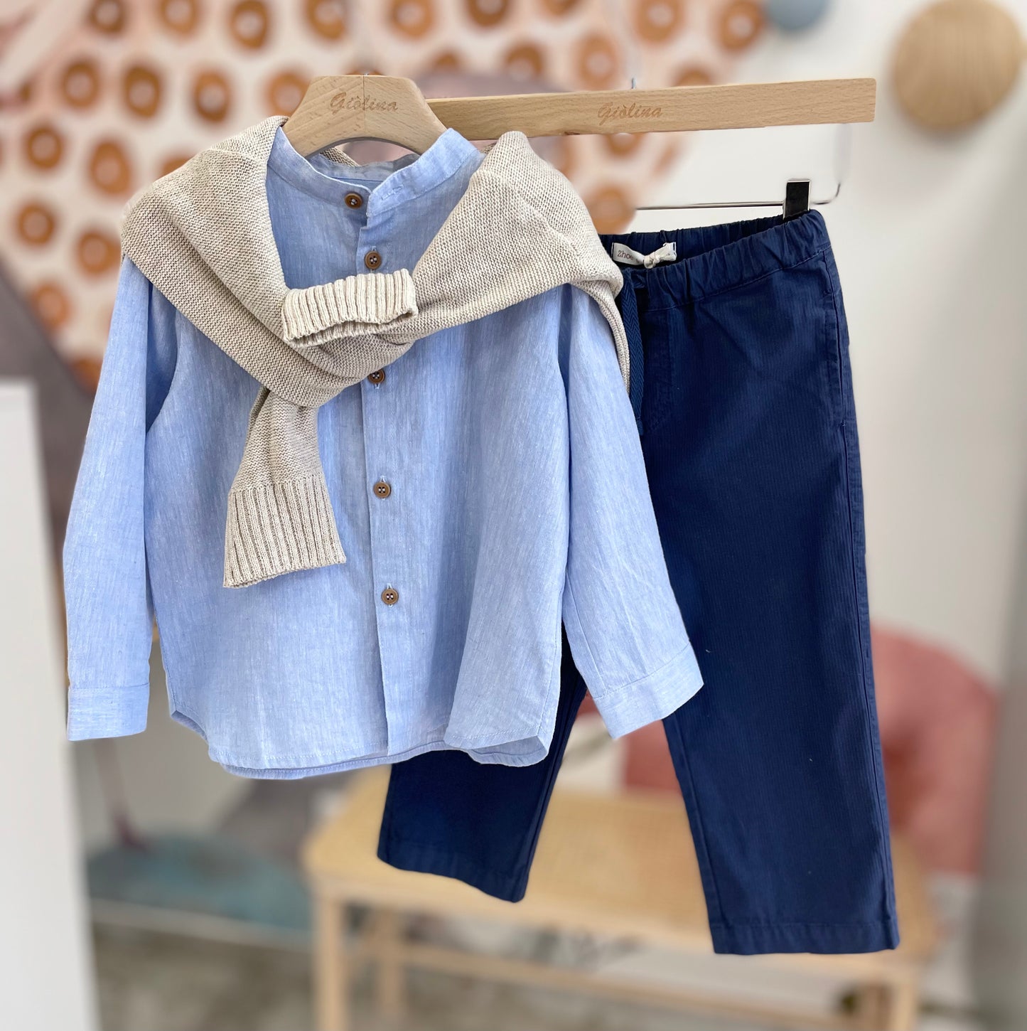 Camicia coreana in lino e pantalone