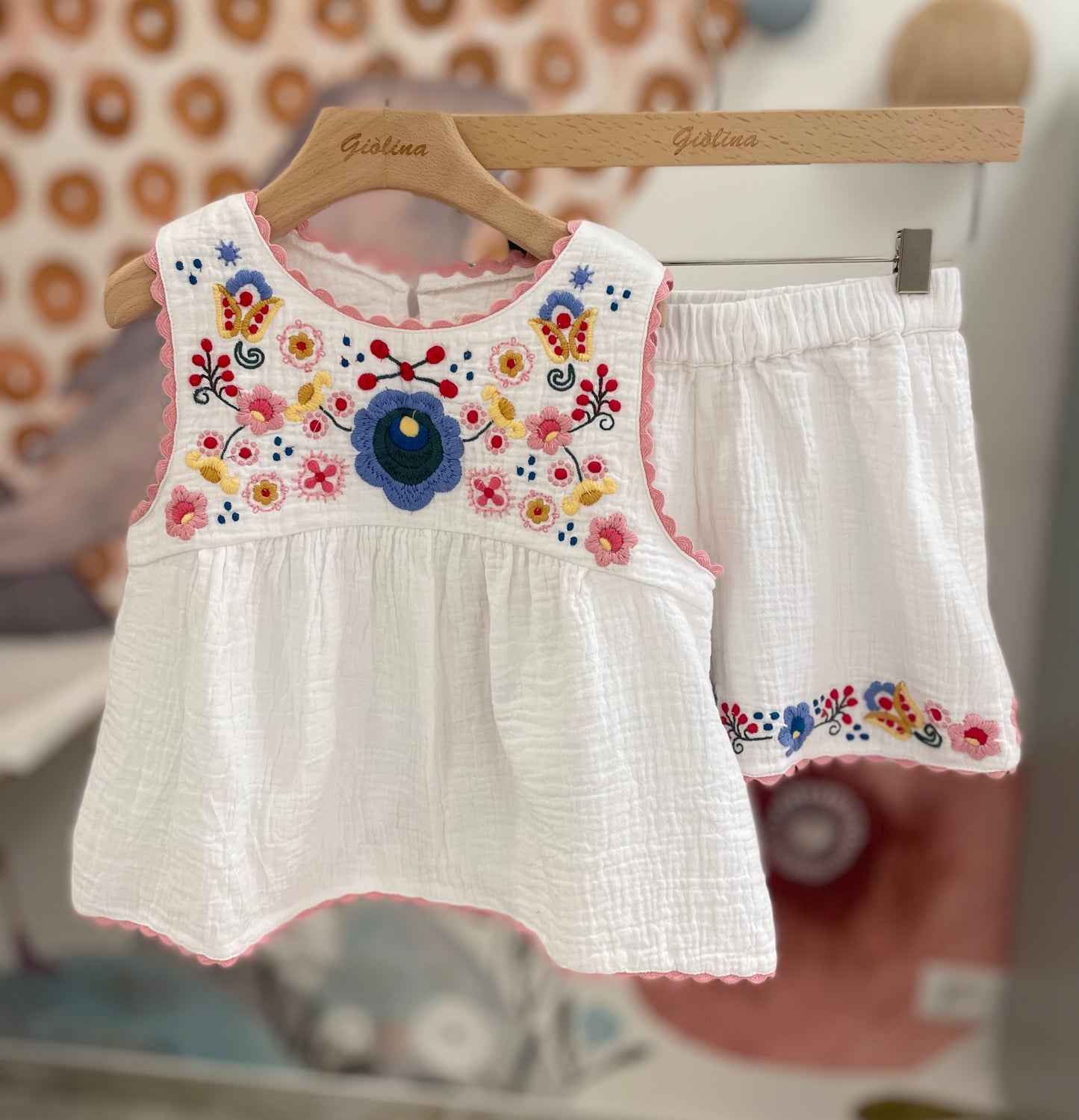 Completo top  e shorts in garza festonato