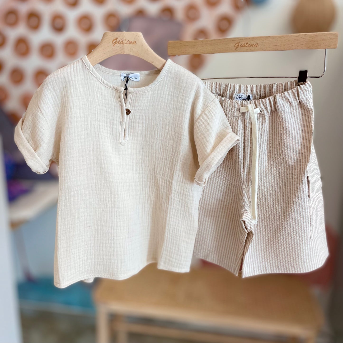 Camicia naturale in garza con bermuda rigatino