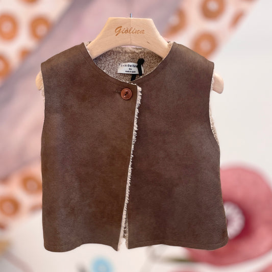 Gilet in ecomontone cioccolato con interno teddy