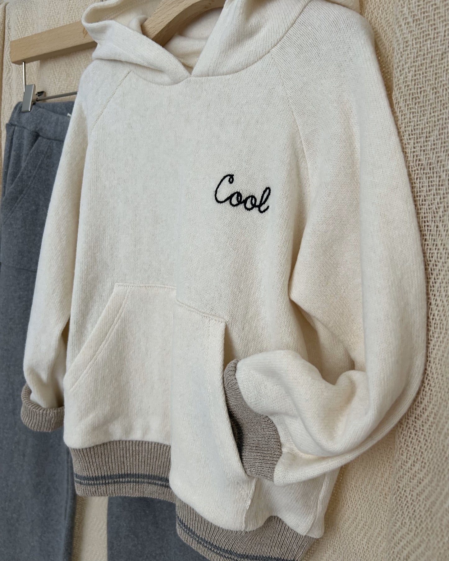 Maglia in caldo cotone "cool" / Pantalone fumo